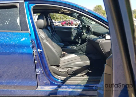 2023 Kia K5 Gt-Line из США, поврежденный, VIN 5XXG64J25PG216715